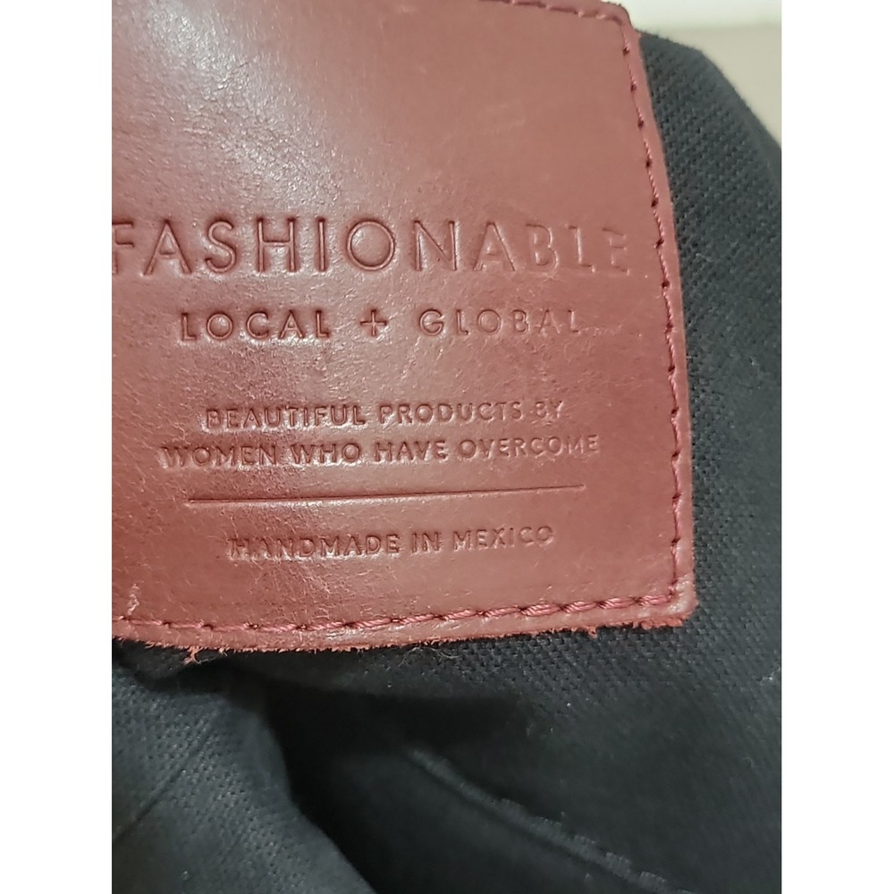 Fashionable Local and Global Brown Leather Shoulder Bag Hobo Bucket - Picture 8 of 8